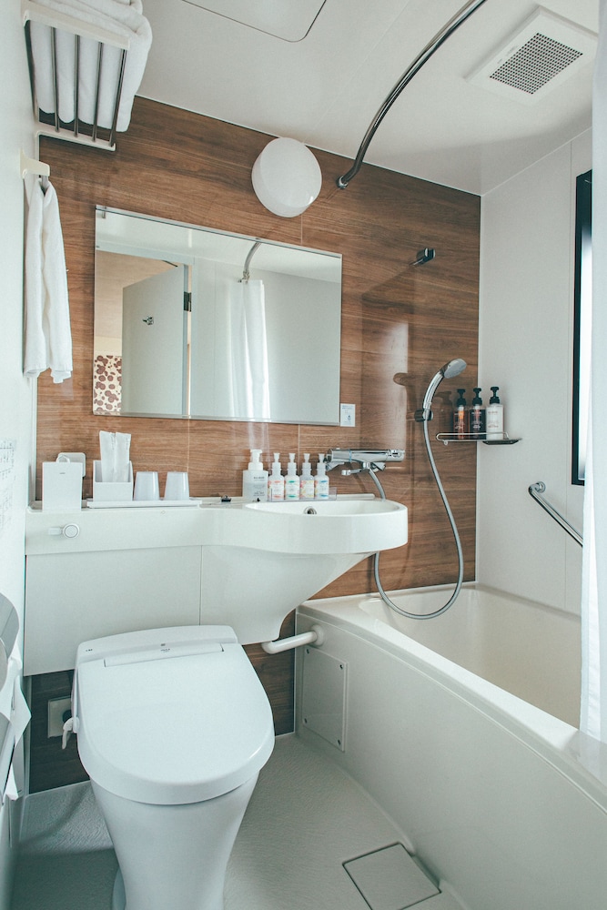 Standard Twin Room - Photo 3
