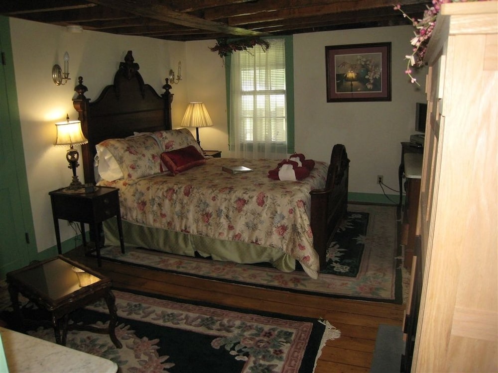 Adelaide Room photo 1