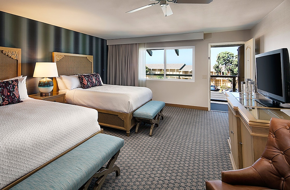 Compass 2 Queen Beds - Photo 3