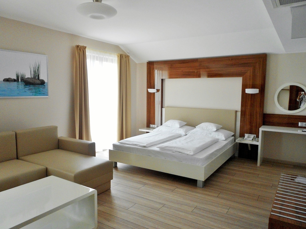 Premium Double Room