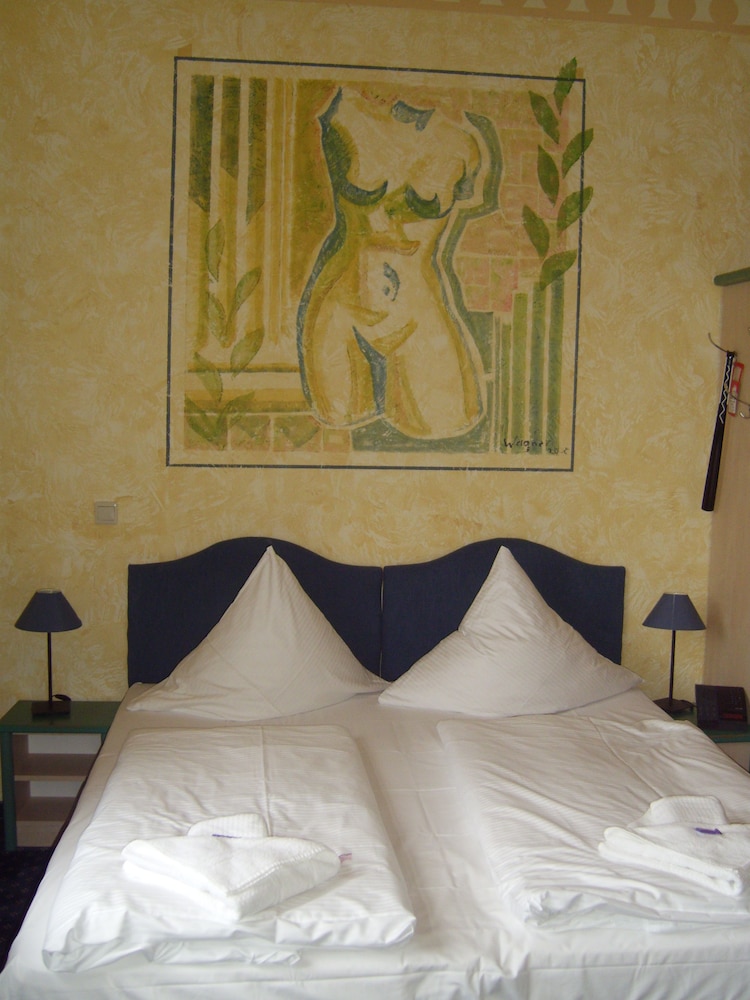 Classic Double Room, Park View photo 1