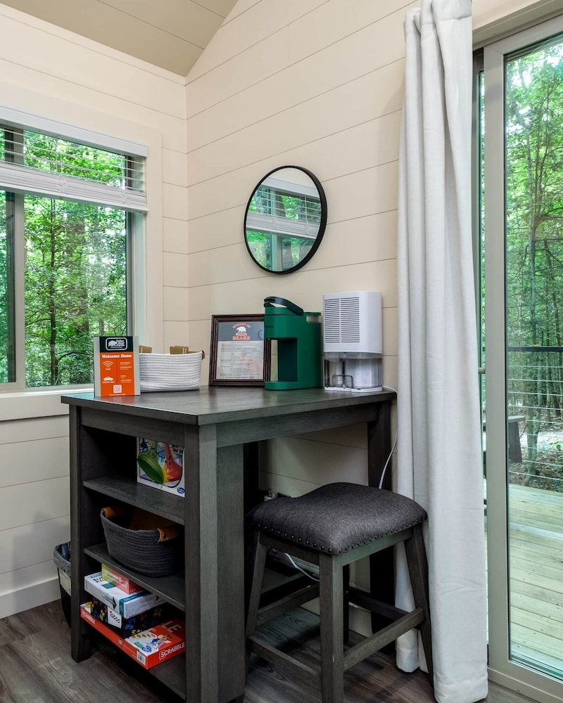 Deluxe Cabin, River View photo 3