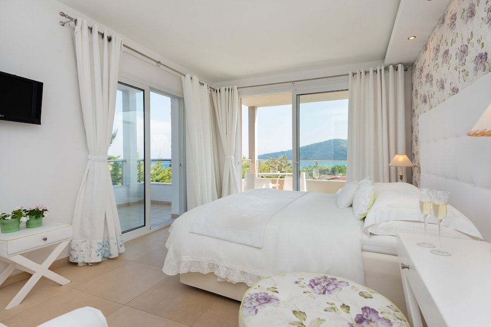 Deluxe Suite, Sea View