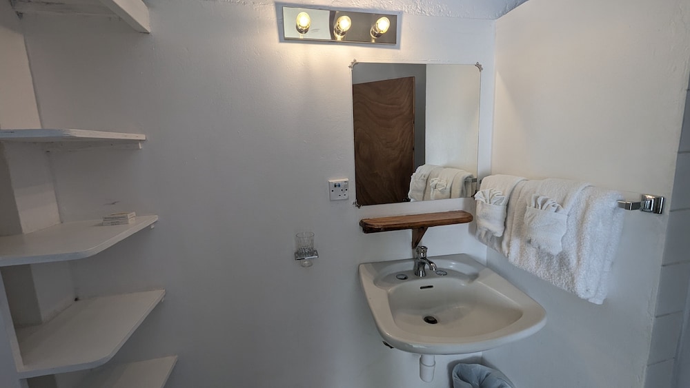 Basic Room photo 2
