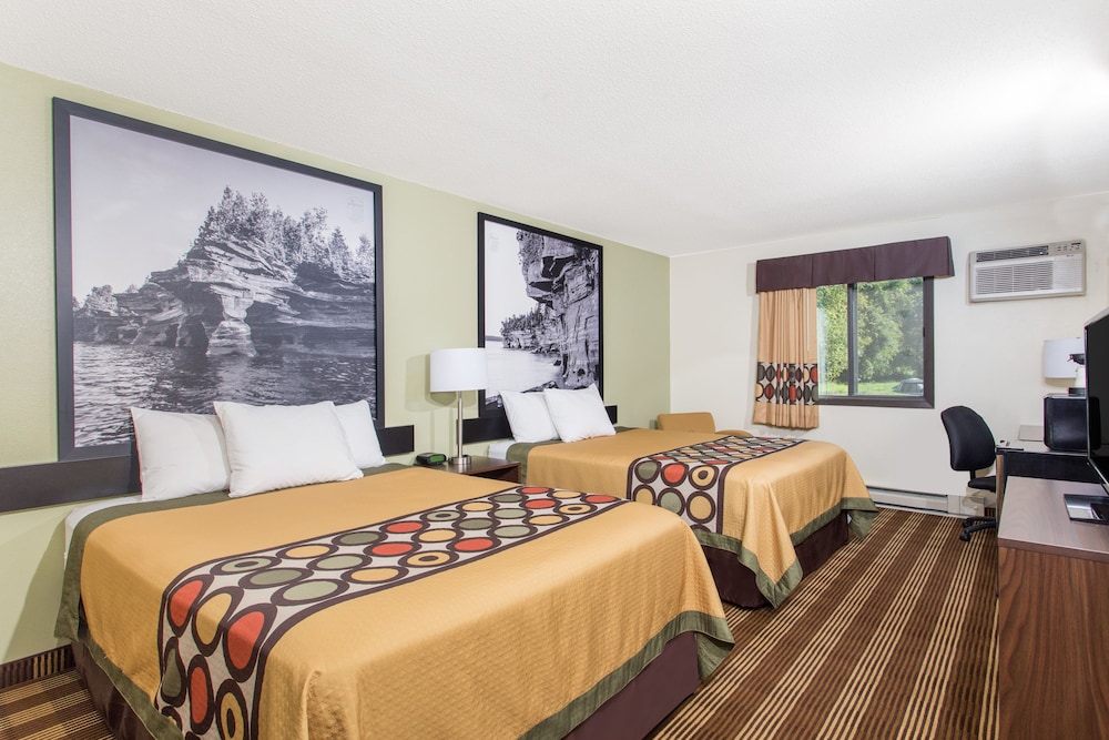 Room, 2 Queen Beds, Non Smoking - Photo 4