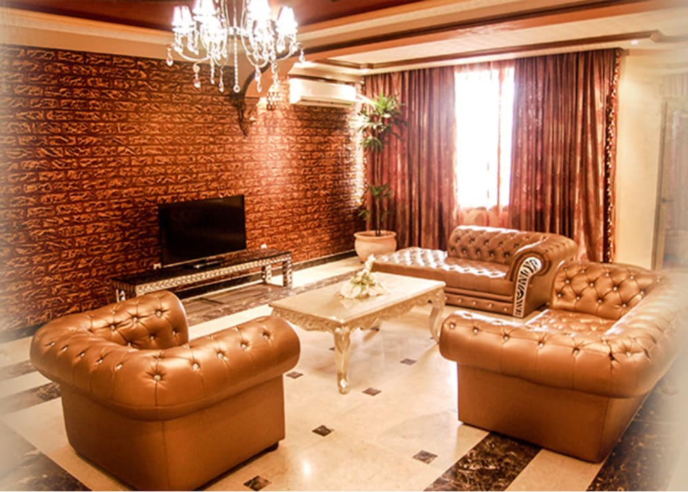 Diplomatic Suite photo 3