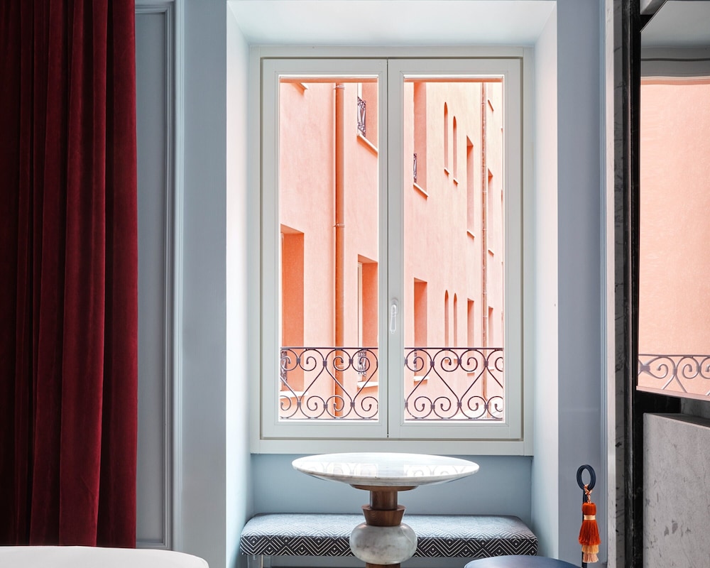 Deluxe Room, 2 Twin Beds