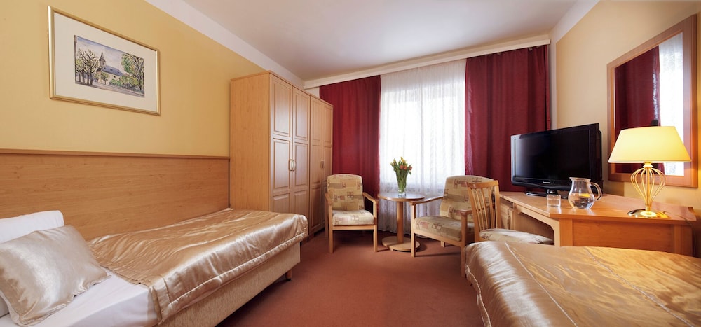 Standard Double Room - Photo 2