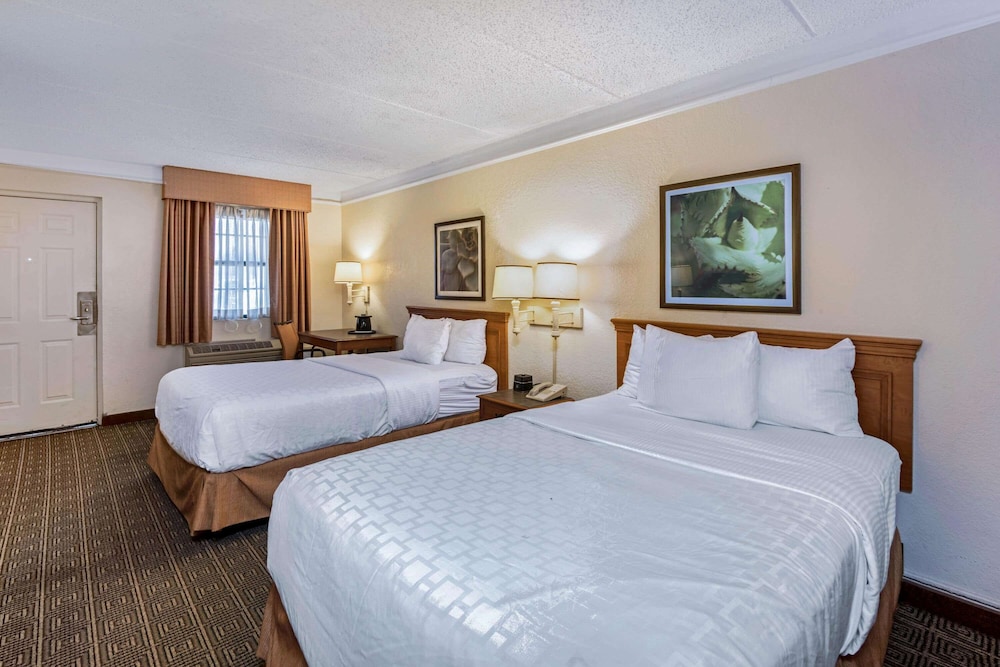 Room, 2 Double Beds