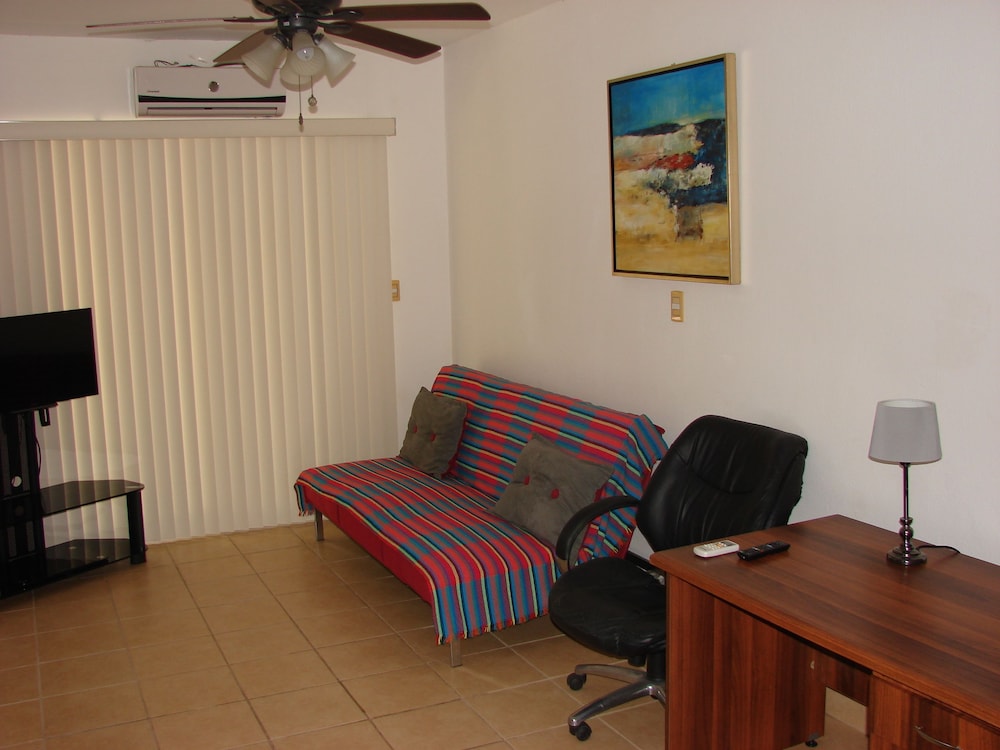 Vista Perfecta Apt 11 photo 2