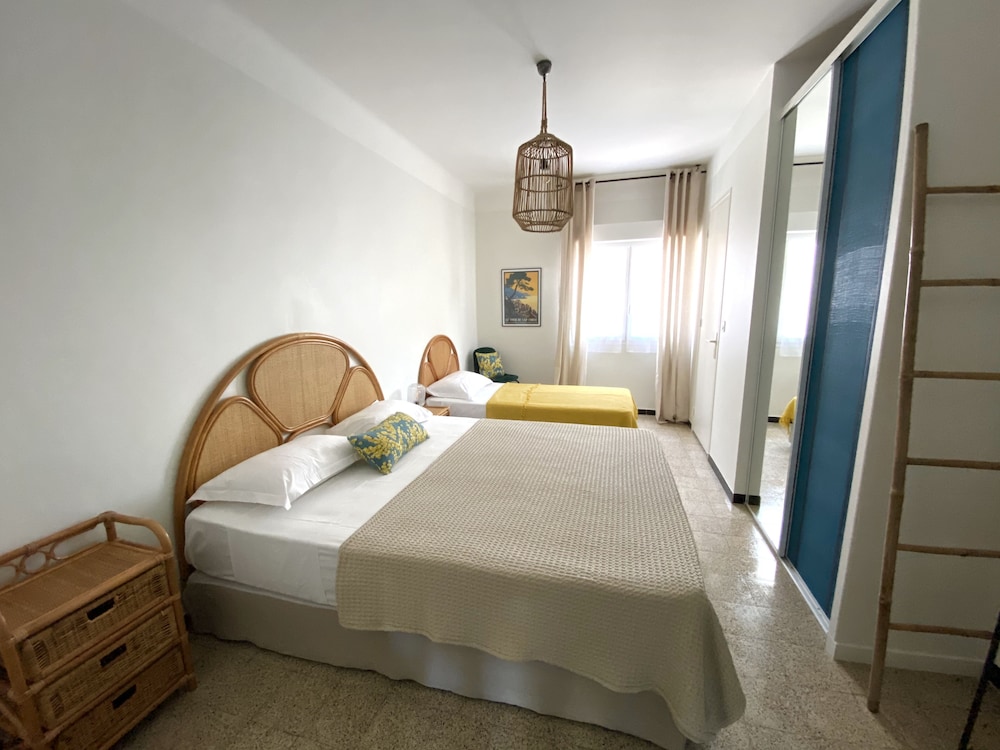 Triple Room, Multiple Beds photo 1