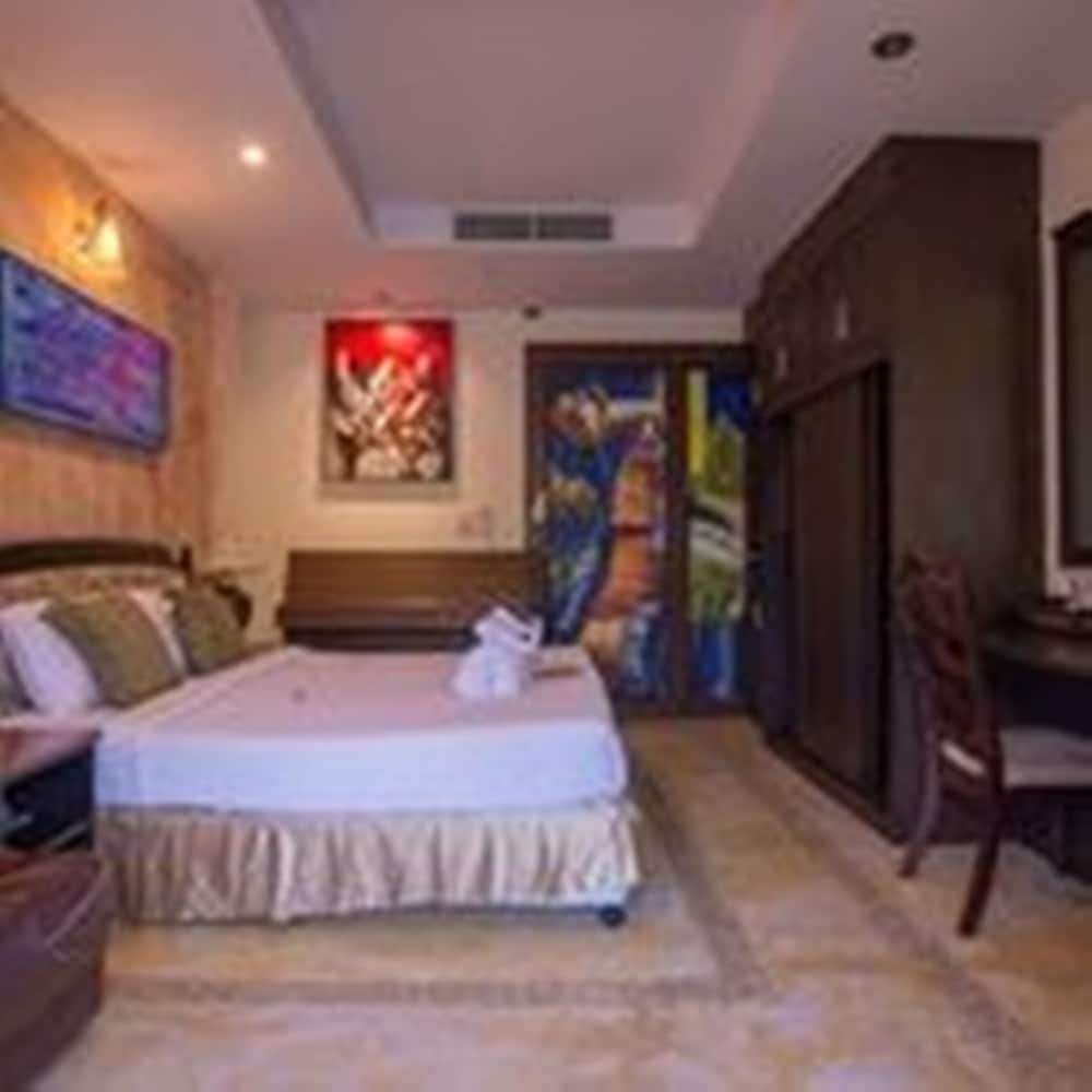 Deluxe Residence Double or Twin Room photo 2