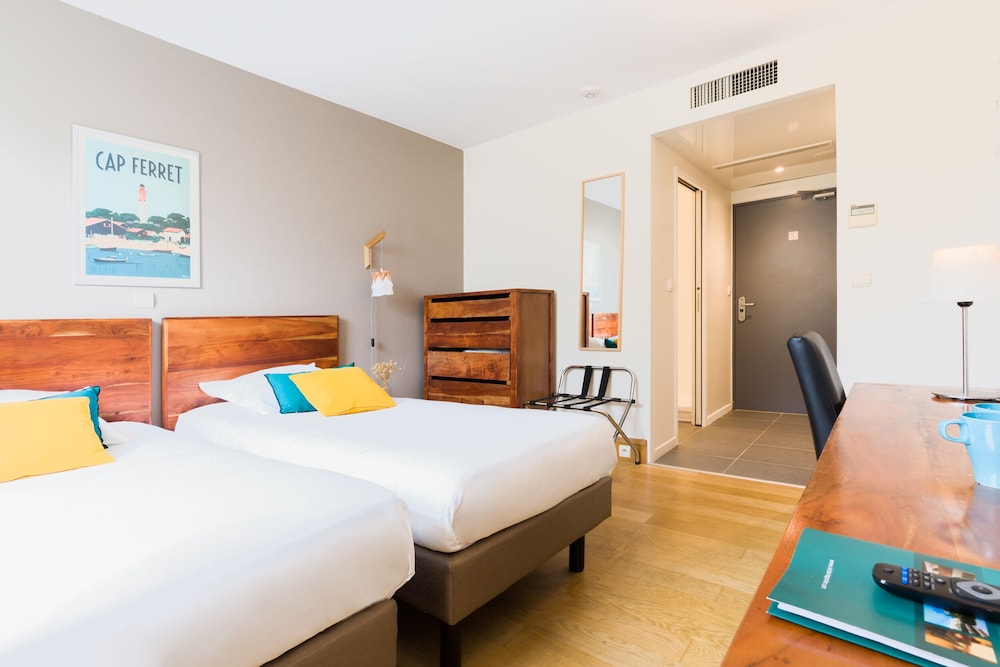 Studio Suite, 2 single beds - Photo 8