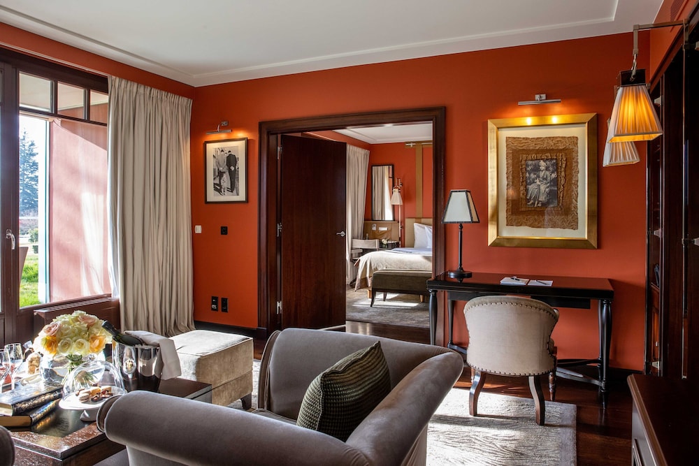Suite, 1 King Bed (Lake) - Photo 2