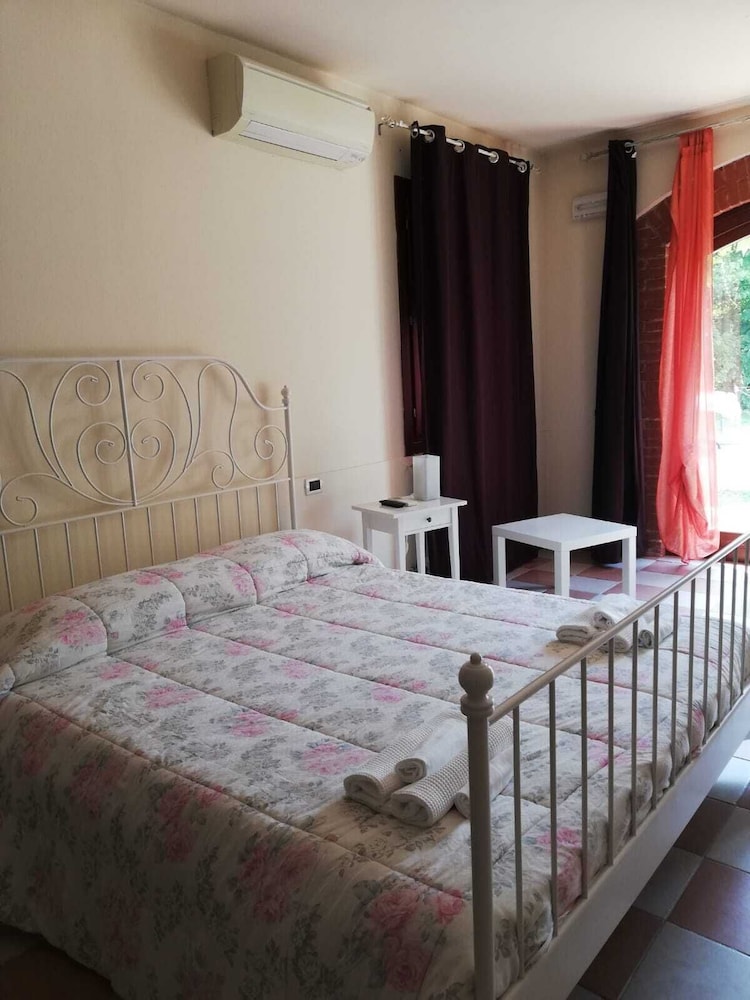 Quadruple Room (Rossa) photo 1