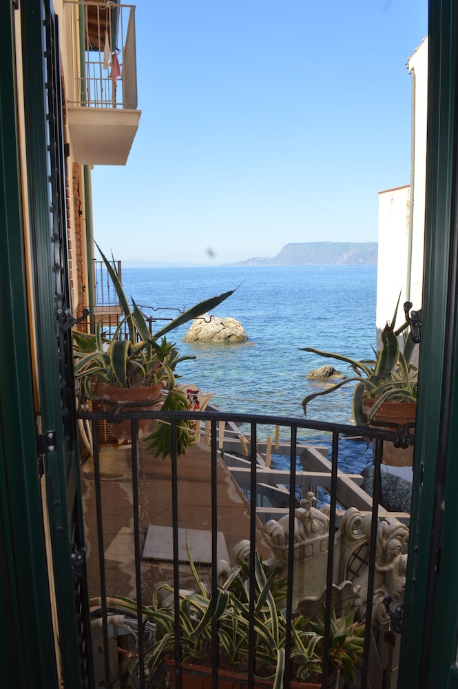 Standard Double Room, Sea View