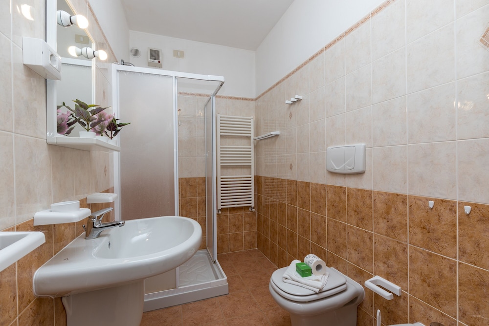 Standard Apartment, 1 Bedroom, Beachside (Porto Letizia Rossini 7)
