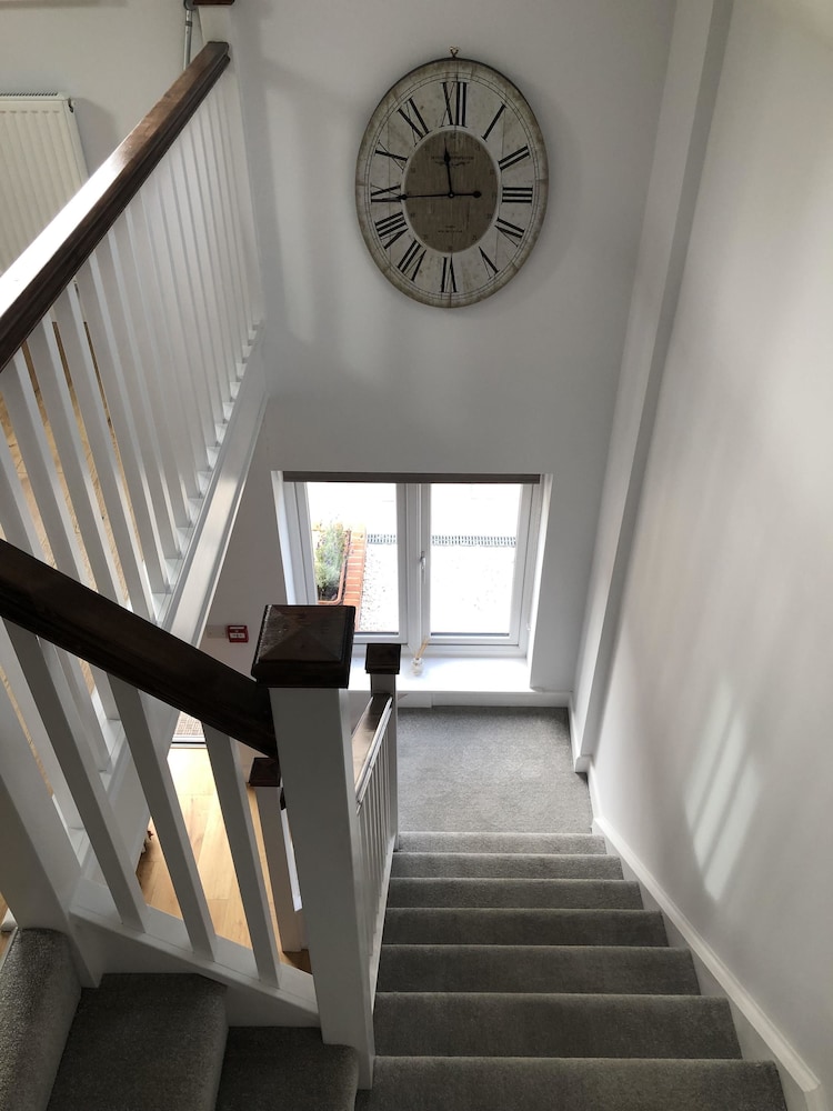 Apartment, Accessible, Ensuite (Double Storey Two bedroom) - Photo 9