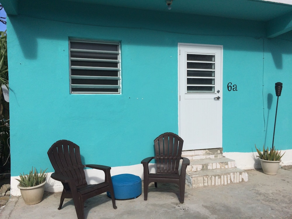 Basic Room, Multiple Beds, Shared Bathroom, Courtyard Area photo 3