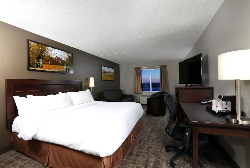 Deluxe Room, 1 King Bed with Sofa bed - Photo 2