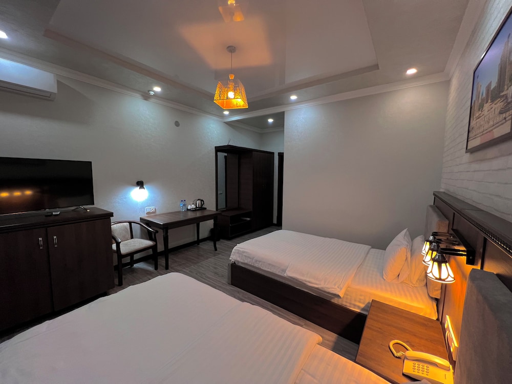 Standard Twin Room photo 3