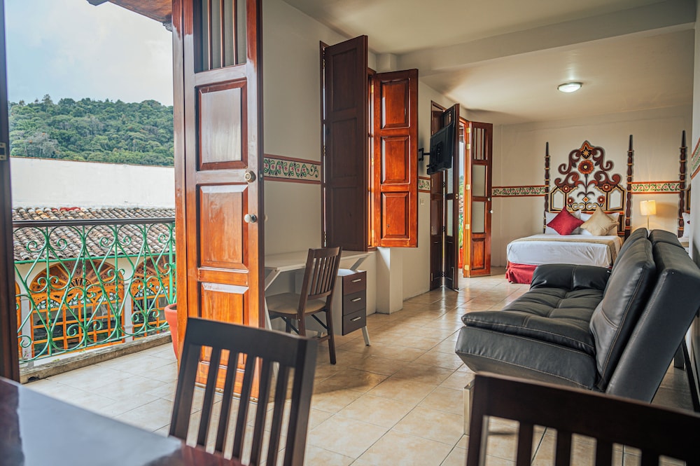 Junior Suite, Balcony photo 1