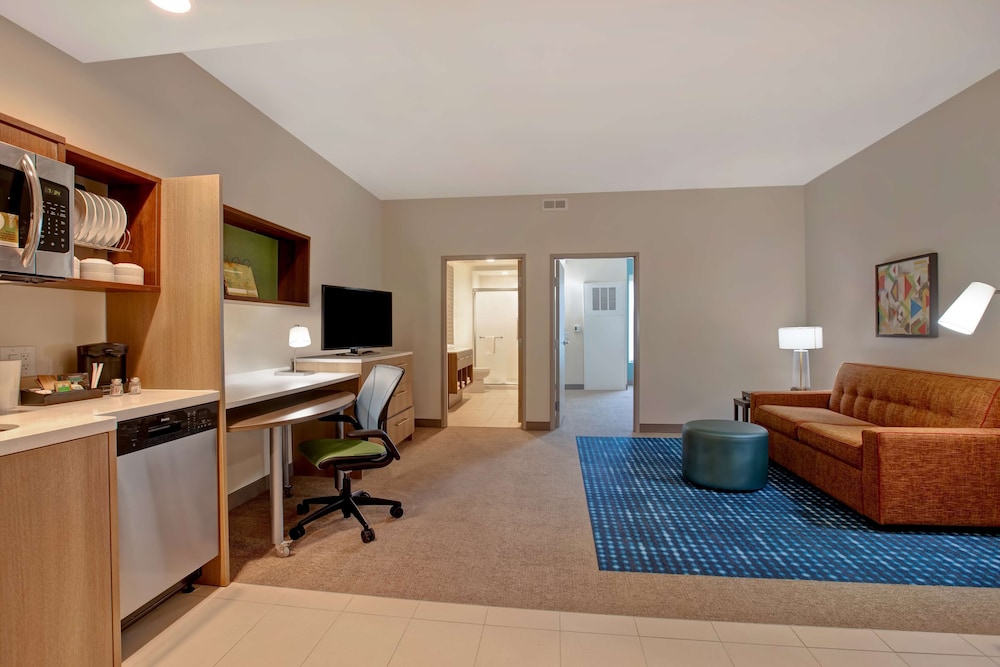 Suite, 1 Bedroom, Non Smoking - Photo 8