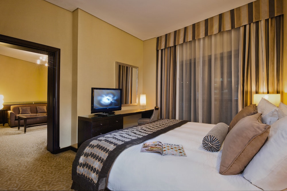 Executive Suite Three Bedroom photo 3