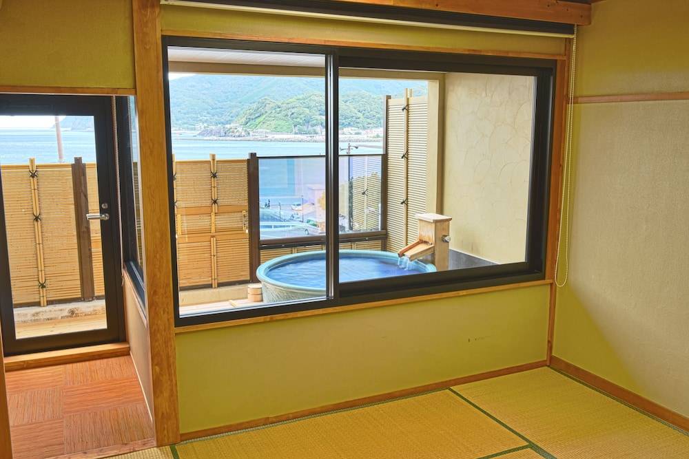 Ocean View Japanese Style Room with Open-air Bath photo 2