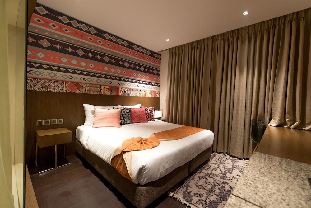 Luxury Double or Twin Room, 1 Queen Bed - Photo 11
