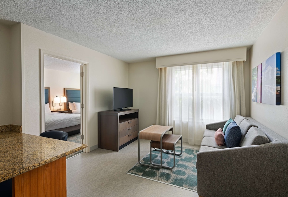 Suite, 2 Bedrooms photo 3