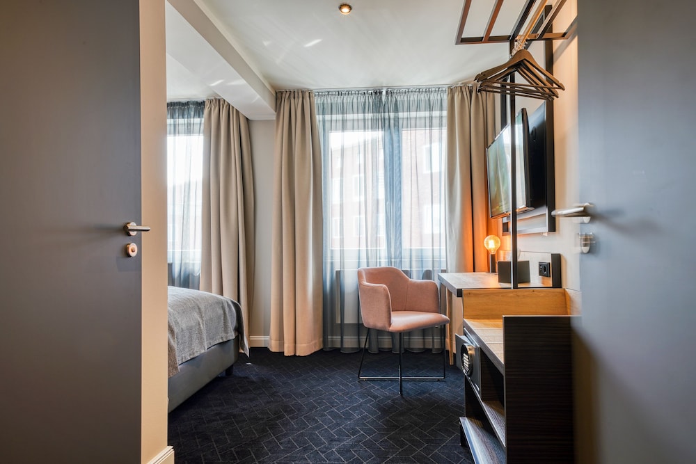 Standard Single Room photo 2