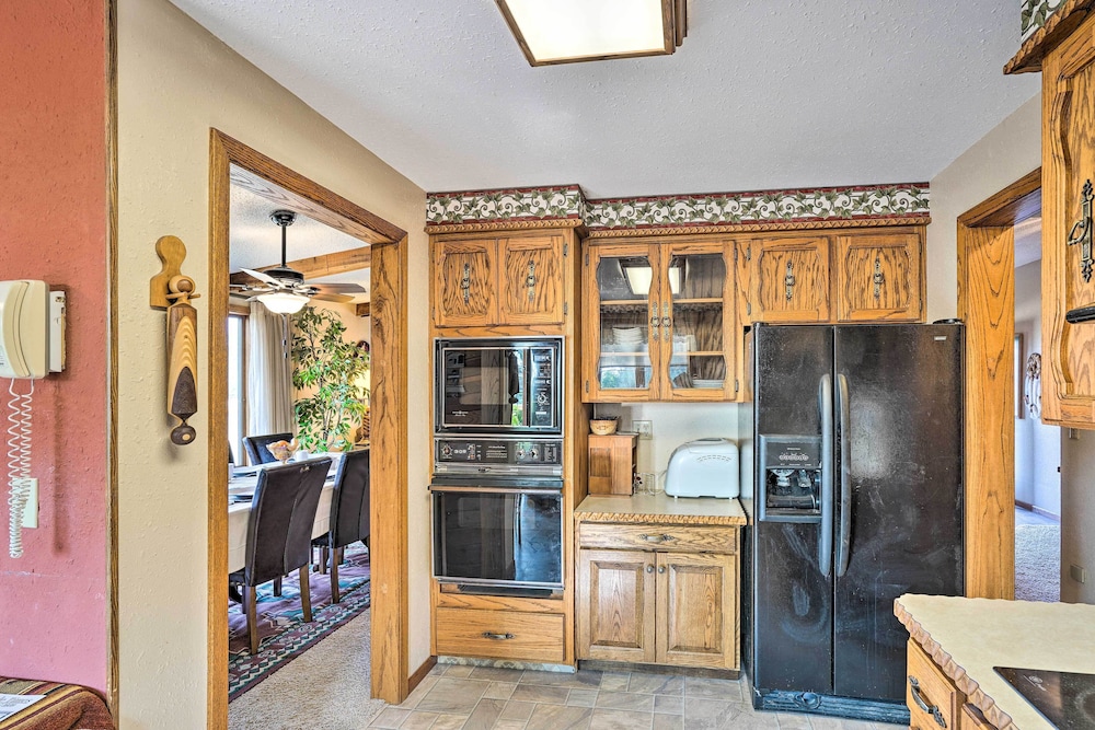 House (4 Bedrooms) photo 2