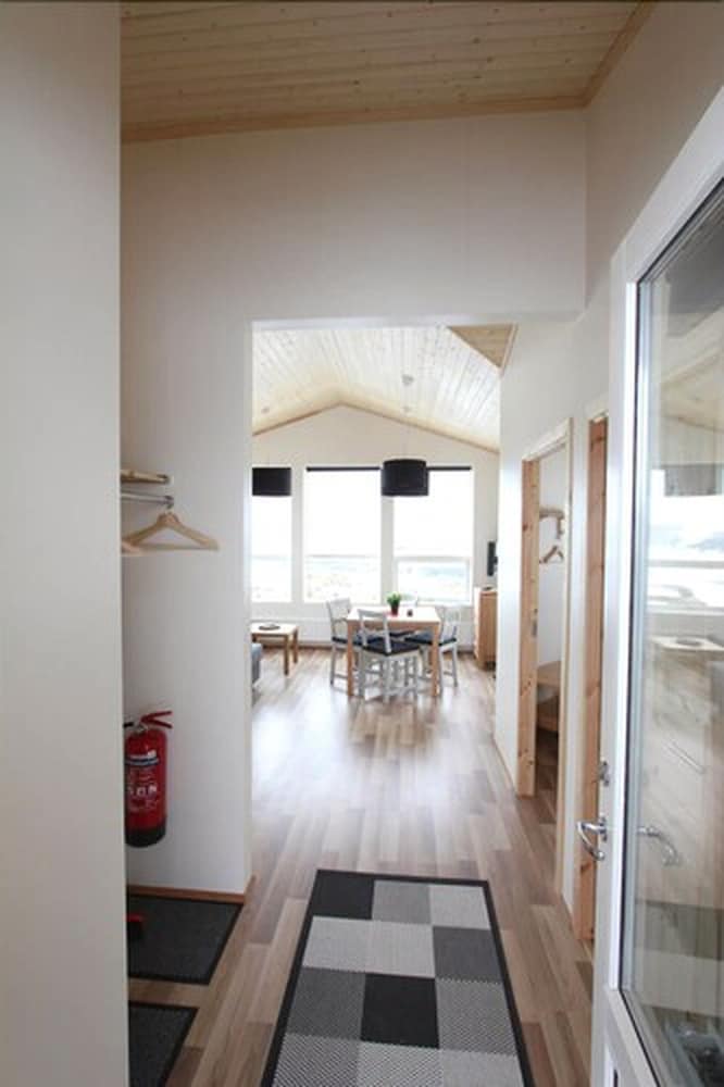Cabin, 2 Bedrooms photo 3