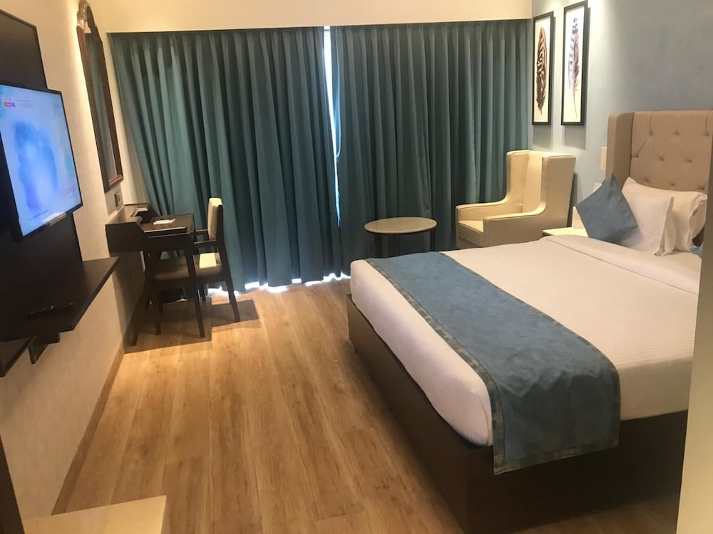 Deluxe Room - Photo 1