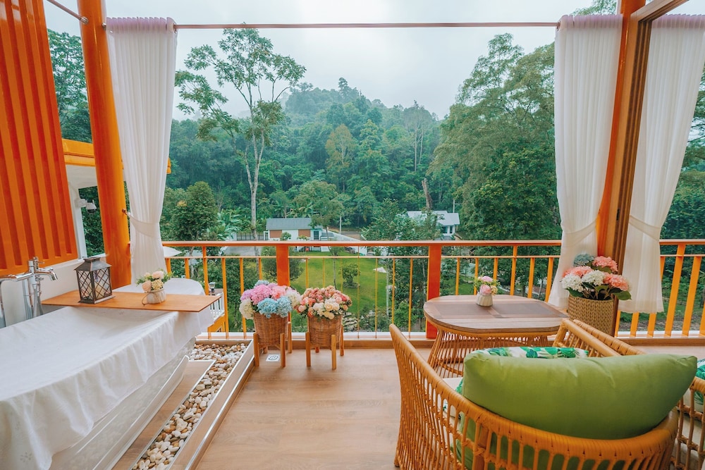 V4 : Villa Panorama View - Photo 9