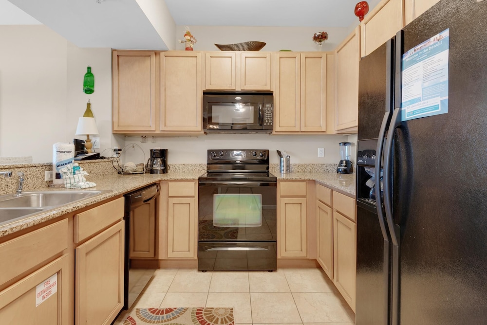 Condo, Multiple Beds (Palms Resort #2212 Jr. 2BR)