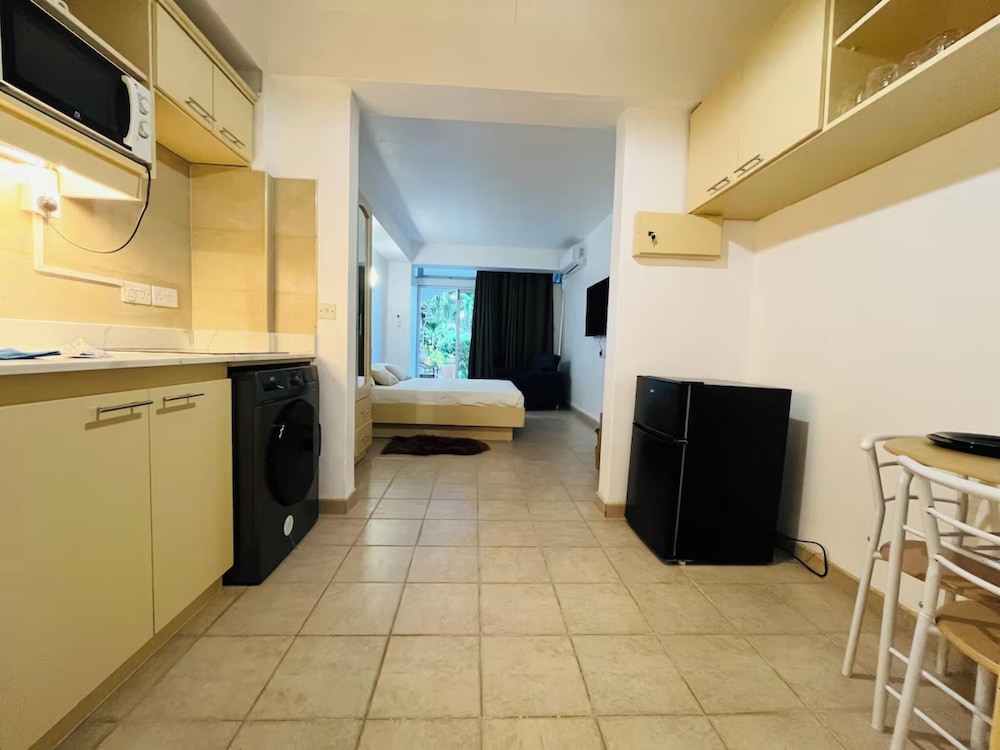 Apartment, 1 Bedroom, Smoking, Balcony