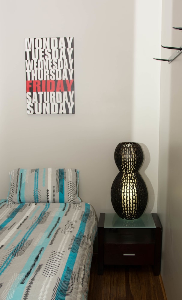 Basic Apartment, 3 Bedrooms (Apartment 9) photo 1