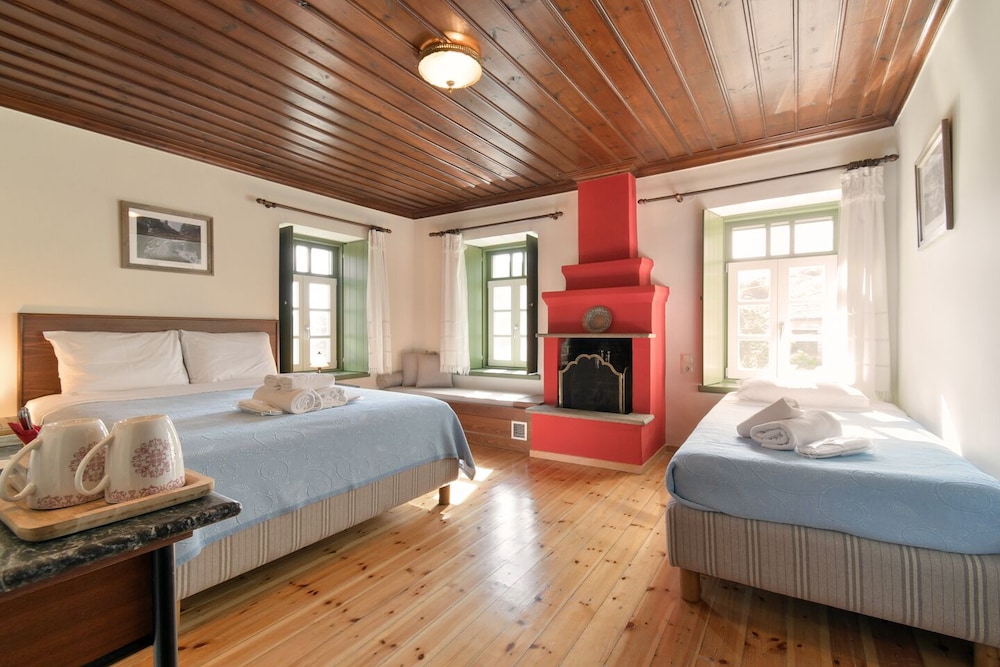 Executive Triple Room photo 1