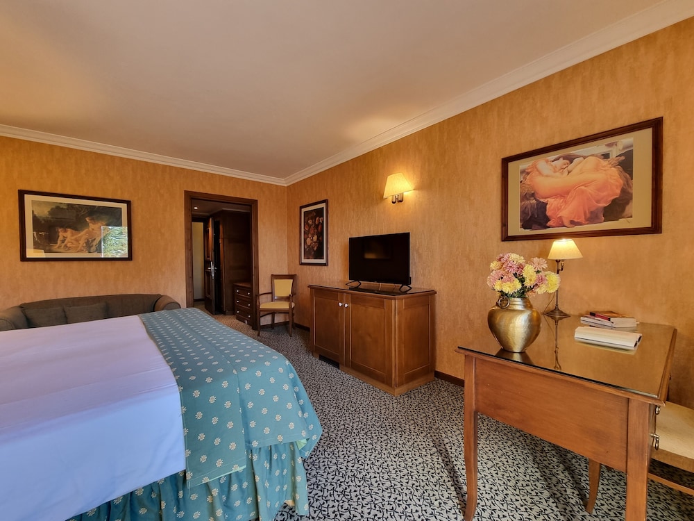 Superior Studio Suite - Photo 2