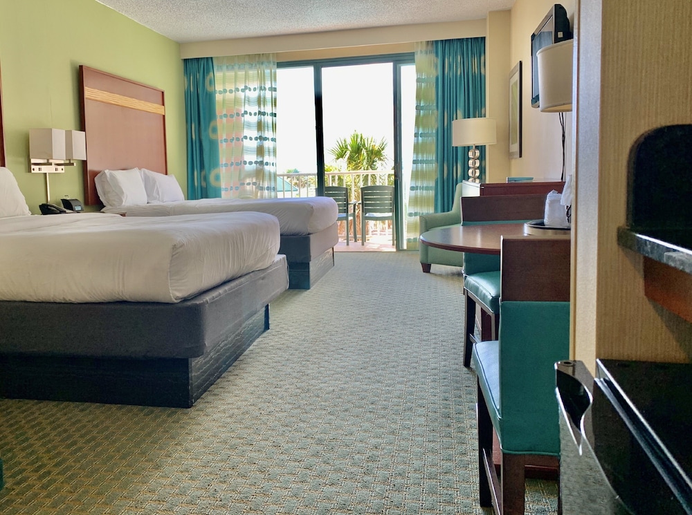 Suite, 1 Bedroom, Oceanfront - Photo 5
