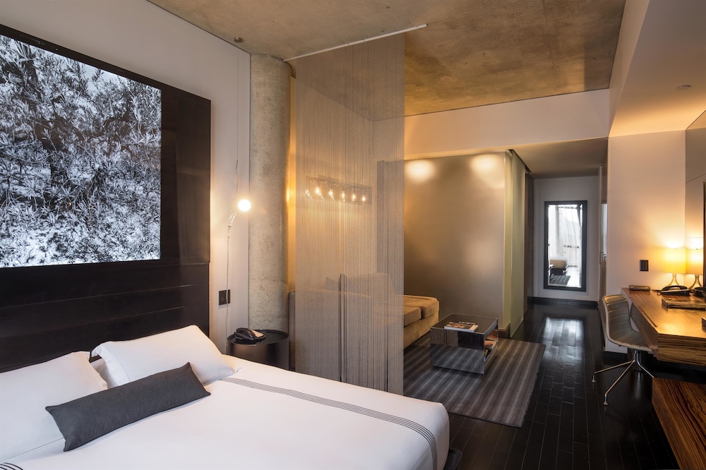 Premium Junior Suite photo 2