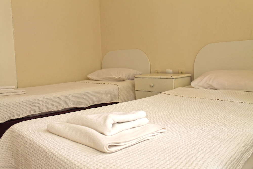 Basic Triple Room, 3 Twin Beds