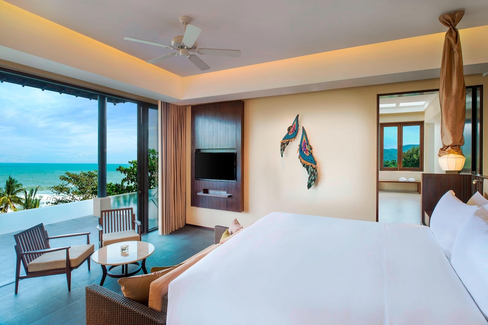 Suite, 1 King Bed, Ocean View (Vana Belle Suite)