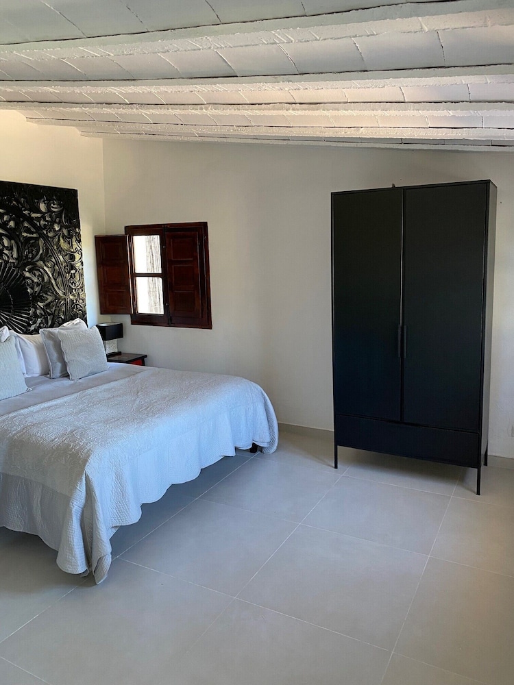 Luxury Double Room, 1 King Bed (Sentosa) photo 2