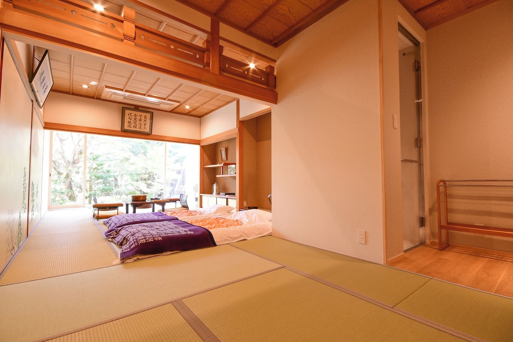 Deluxe Room (Fuji) Non Smoking - Photo 6