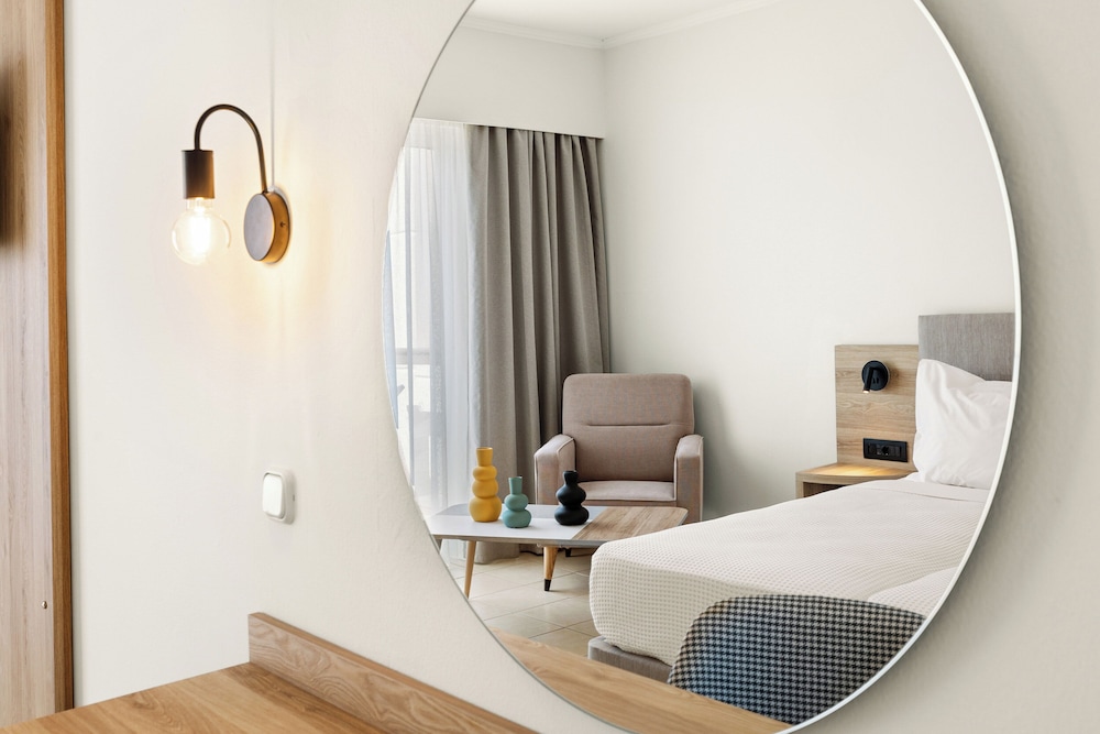 Superior Double or Twin Room, Garden View