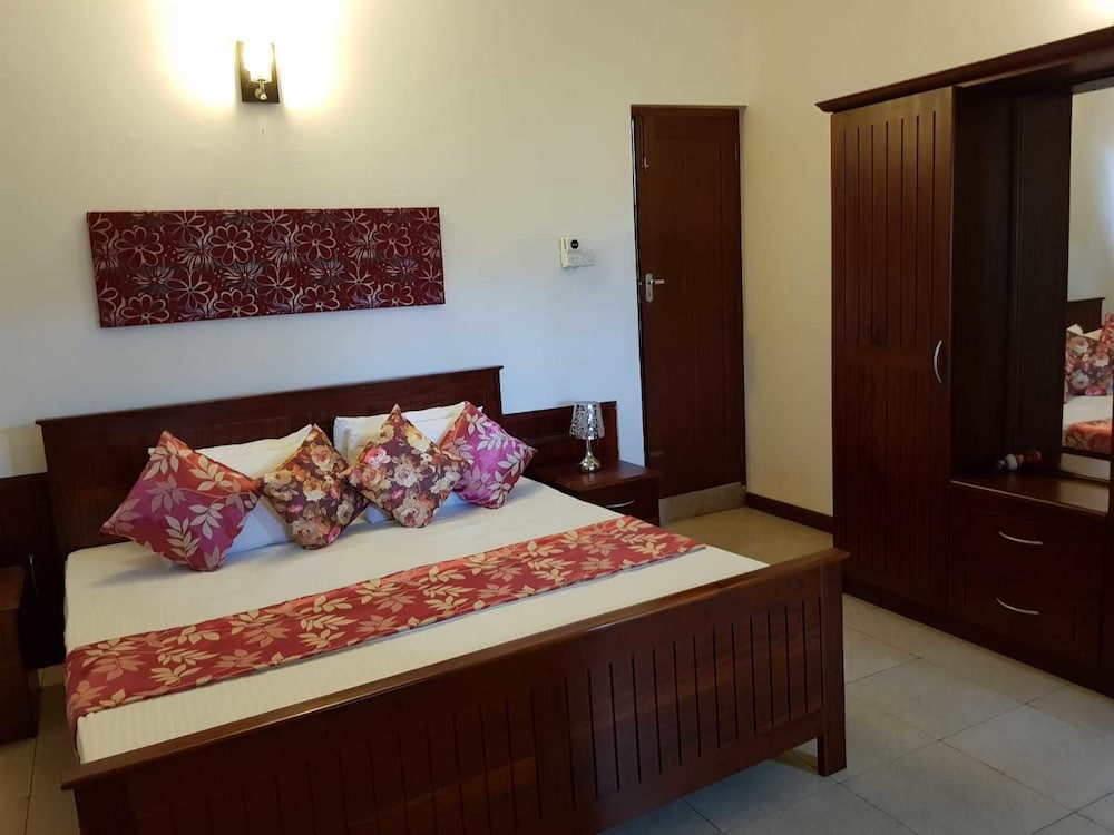 Elite Villa photo 1