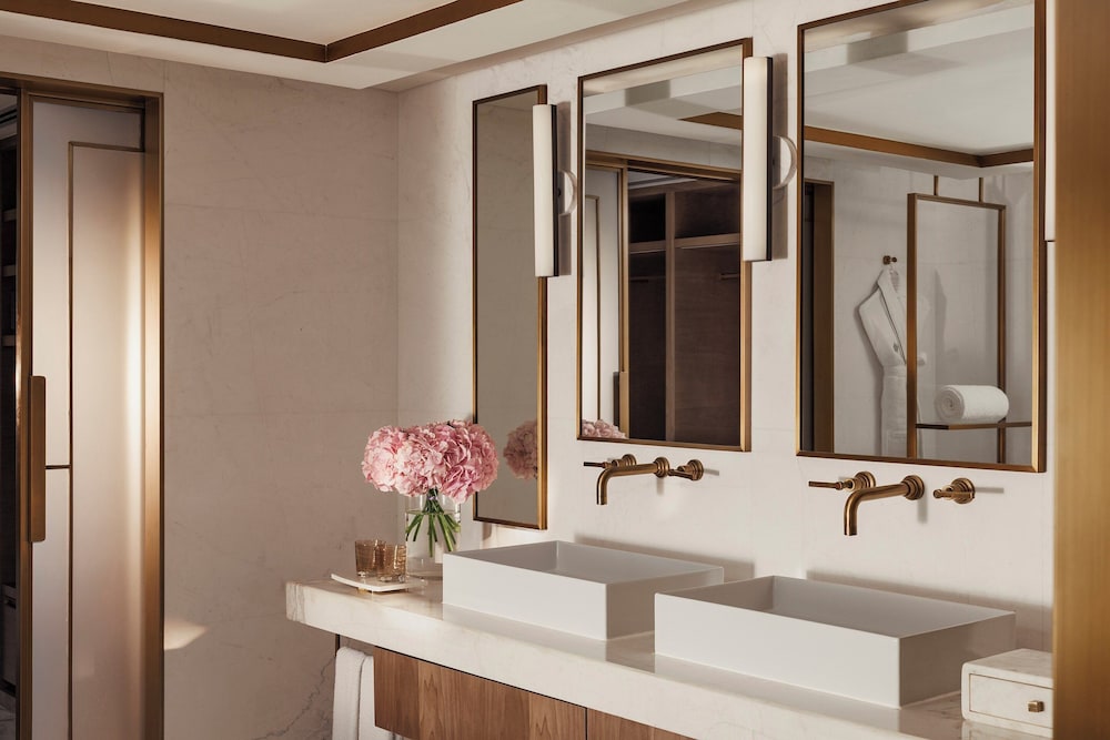 Suite (Al Marsa)